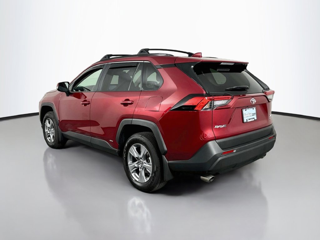 Used 2025 Toyota RAV4 XLE w/ Convenience Package AWD/4WD image 6