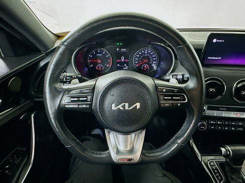 Used 2022 Kia Stinger GT-Line w/ Sun & Sound Package AWD/4WD image 11