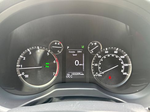 Used 2020 Lexus GX 460 Luxury w/ Luxury Sport Package AWD/4WD image 10