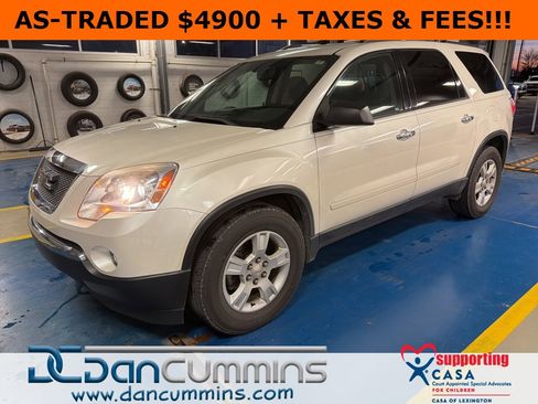 Used 2010 GMC Acadia SLE image 1