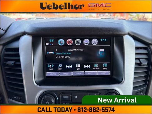 Used 2018 GMC Yukon XL SLT w/ Open Road Package AWD/4WD image 34