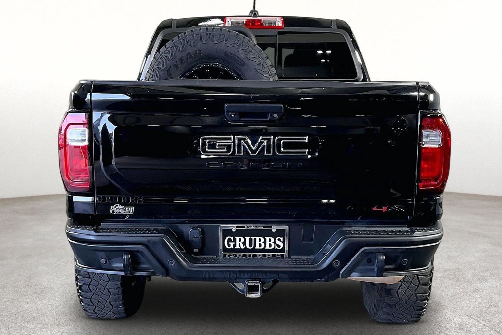 Used 2025 GMC Canyon AT4 w/ AT4X AEV Edition AWD/4WD image 5