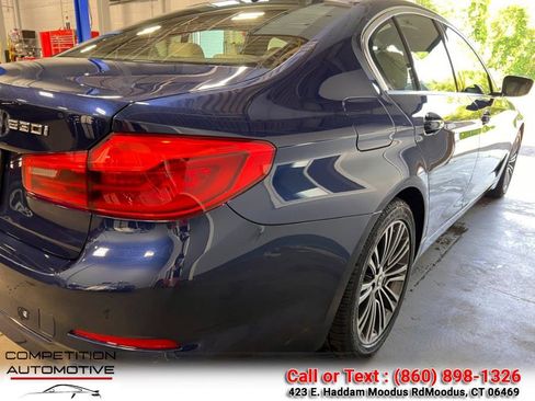 Used 2019 BMW 530i xDrive 530i xDrive Sedan w/ Convenience Package image 5