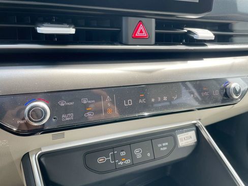 New 2026 Kia Carnival SX w/ SX Dark Edition Package image 45