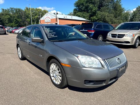 Used 2008 Mercury Milan Premier image 3