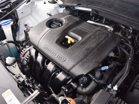 Certified 2025 Kia Seltos S image 30