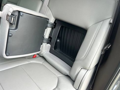 Used 2019 Chevrolet Silverado 1500 LTZ AWD/4WD image 19