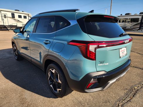 New 2026 Kia Seltos EX image 6