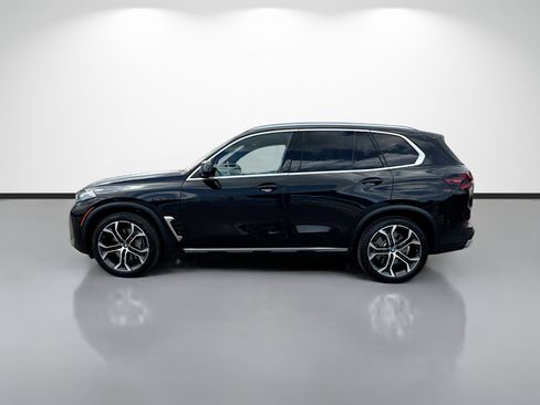 Used 2025 BMW X5 xDrive50e w/ Premium Package AWD/4WD image 2