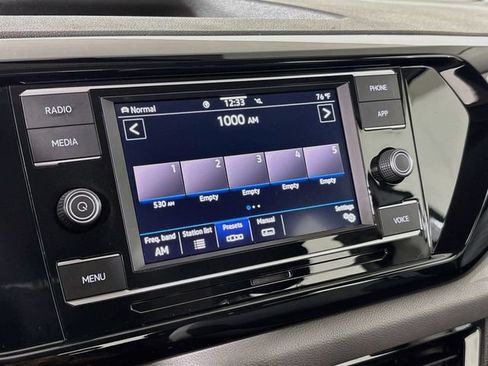 Certified 2022 Volkswagen Taos S AWD/4WD image 16