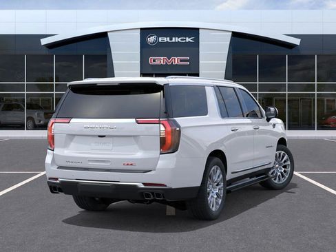 New 2026 GMC Yukon XL Denali w/ Sun & Power Step Package AWD/4WD image 21