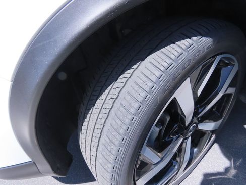 Used 2021 Nissan Rogue Sport SL w/ Premium Package FWD image 14
