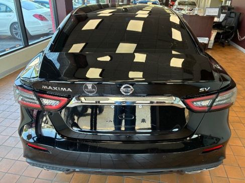 Used 2021 Nissan Maxima 3.5 SV w/ Floor Mat Group FWD image 12