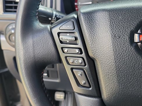 Used 2021 Nissan Titan PRO-4X w/ Pro-4x Convenience Package AWD/4WD image 34