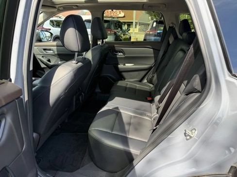 Certified 2023 Nissan Rogue SV w/ SV Premium B Package AWD/4WD image 29