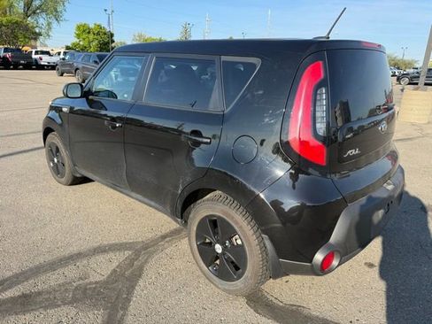 Used 2014 Kia Soul FWD image 8