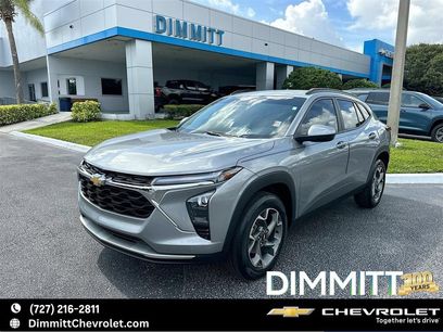 Used 2025 Chevrolet Trax LT w/ LT Convenience Package