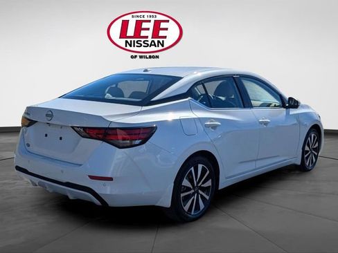 New 2025 Nissan Sentra SV w/ SV Premium Package FWD image 3