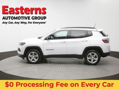Used 2024 Jeep Compass Latitude AWD/4WD image 60