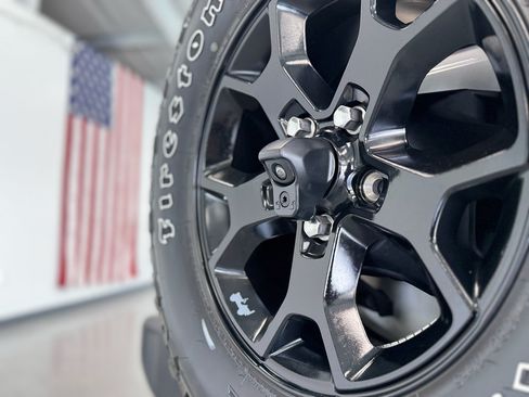 Used 2022 Jeep Wrangler Unlimited Sport AWD/4WD image 24