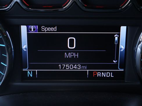 Used 2018 GMC Sierra 1500 SLT AWD/4WD image 3