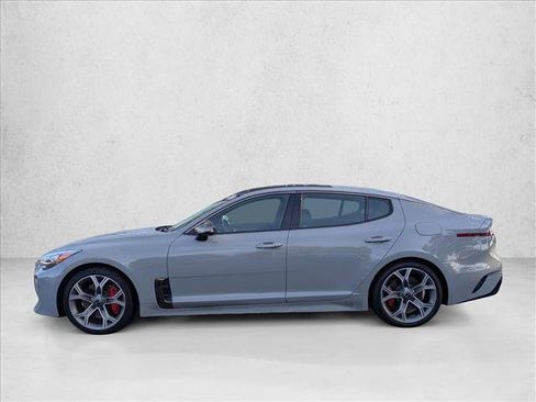 Used 2021 Kia Stinger GT1 RWD image 2