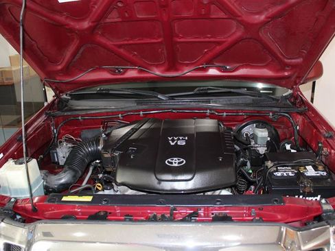 Used 2005 Toyota Tacoma PreRunner w/ SR5 Pkg #3 RWD image 13