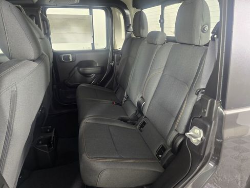 New 2026 Jeep Gladiator Sport image 29