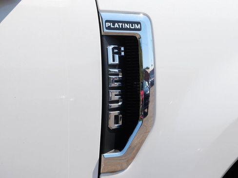 Used 2021 Ford F250 Platinum AWD/4WD image 10