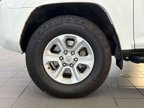 Used 2021 Toyota 4Runner SR5 AWD/4WD image 13