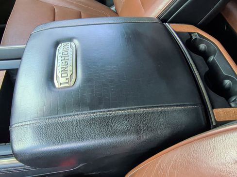 Used 2022 RAM 1500 Limited w/ Bed Utility Group image 35