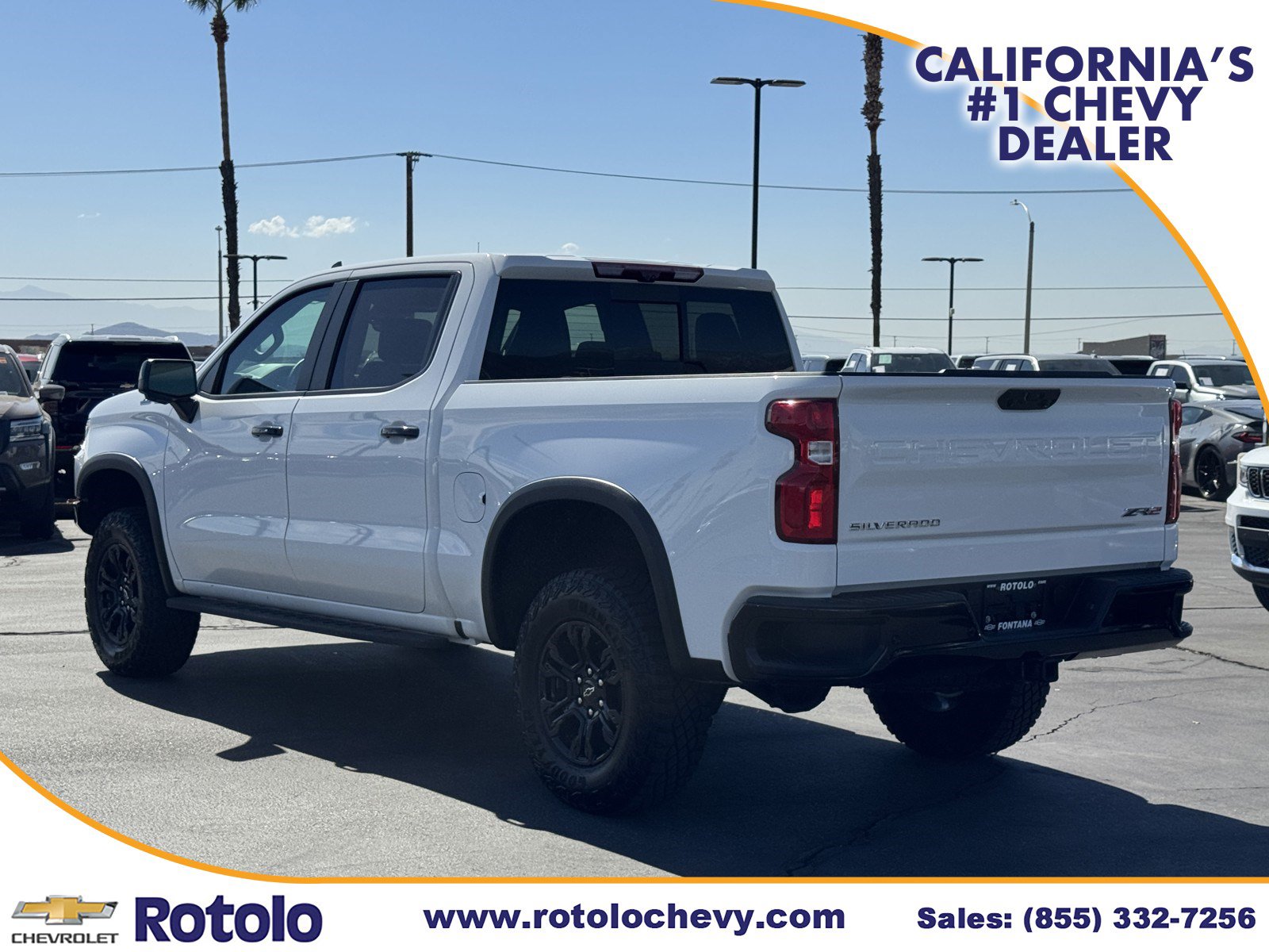 Used 2025 Chevrolet Silverado 1500 ZR2 w/ Technology Package AWD/4WD image 4