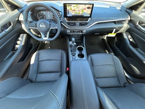 New 2025 Nissan Altima 2.5 SL image 24
