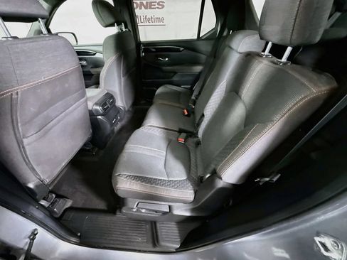 Used 2023 Honda Pilot Sport image 25