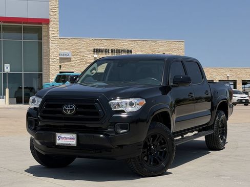 Used 2021 Toyota Tacoma SR w/ SR Convenience Package RWD image 2