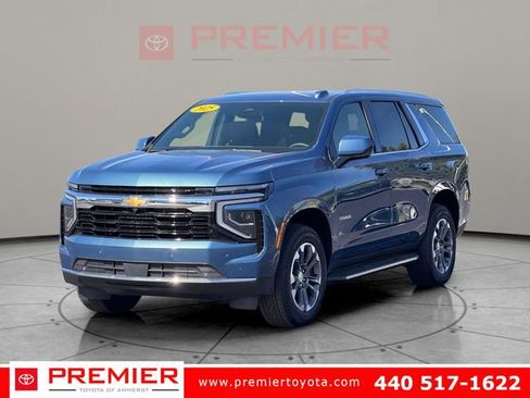 Used 2025 Chevrolet Tahoe LS AWD/4WD image 1
