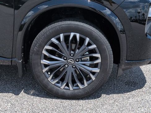 Certified 2026 Nissan Rogue Platinum w/ Platinum Premium Package AWD/4WD image 11