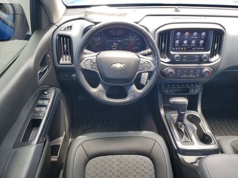 Used 2021 Chevrolet Colorado Z71 w/ Safety Package RWD image 14