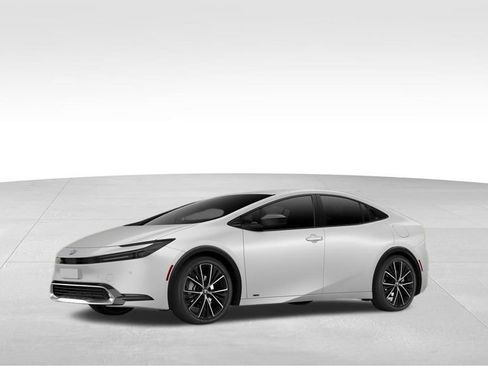 New 2026 Toyota Prius XLE AWD/4WD image 2