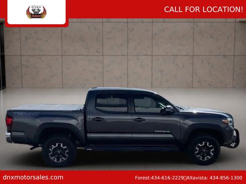 Used 2018 Toyota Tacoma TRD Off-Road image 6