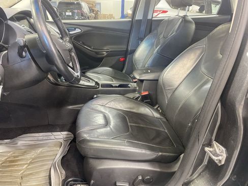 Used 2017 Ford Focus Titanium image 26