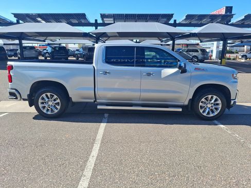 Used 2020 Chevrolet Silverado 1500 LTZ w/ LTZ Premium Package AWD/4WD image 6