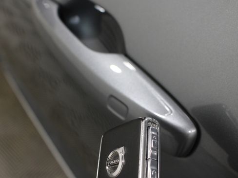 Used 2021 Volvo XC60 T5 Inscription w/ Protection Package Premier image 33