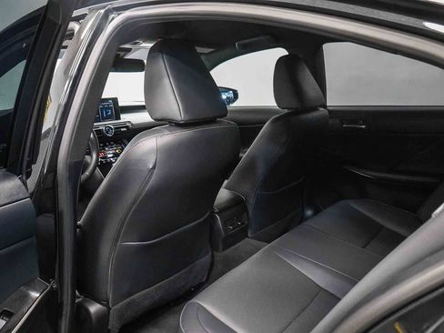 Used 2025 Lexus IS 300 F Sport RWD image 18