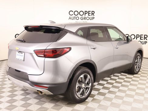 Used 2025 Chevrolet Blazer LT FWD image 20