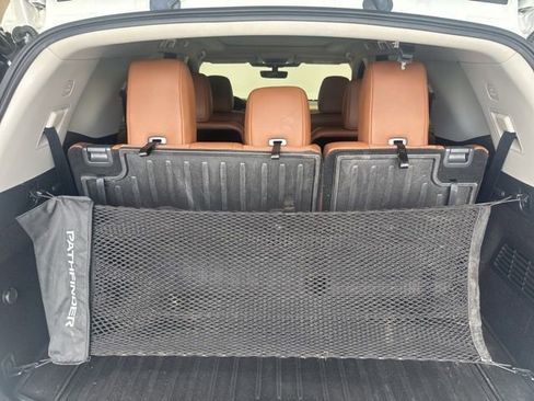 Used 2024 Nissan Pathfinder Platinum FWD image 29
