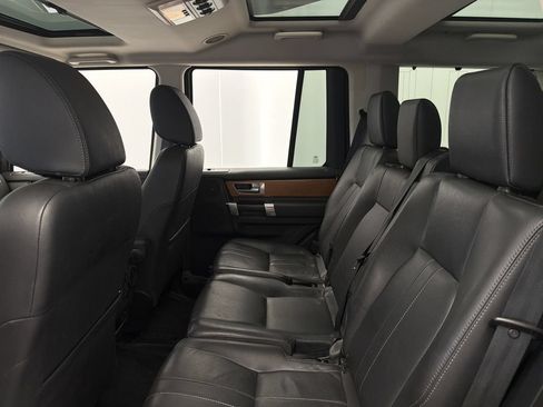 Used 2015 Land Rover LR4 HSE AWD/4WD image 28