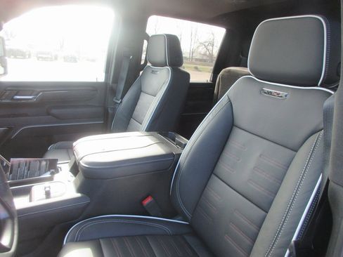 New 2026 GMC Sierra 2500 AT4X image 11