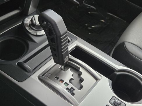Used 2019 Toyota 4Runner SR5 Premium AWD/4WD image 32