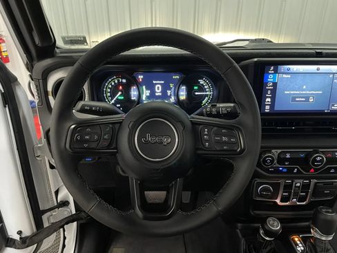 Used 2025 Jeep Wrangler Unlimited Sport S 4xe AWD/4WD image 22